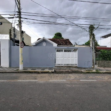 Imagem: Casa para aluguel, 7 quartos, 1 suíte, 1 vaga, Centro - Governador Valadares/MG