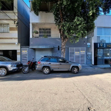 Imagem: Casa para aluguel no Centro de Governador Valadares (2 quartos, 1 suíte)