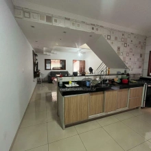 Imagem: Casa à Venda no Bairro Jardim Alice