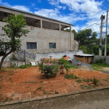 Imagem: Casa à venda, 1 quarto, 3 vagas, Vila Mariana - Governador Valadares/MG