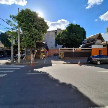 Imagem: Casa Comercial para aluguel, 4 vagas, Centro - Governador Valadares/MG