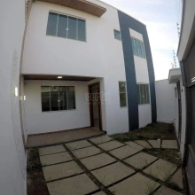 Imagem: Linda casa localizada no bairro Parque Olímpico