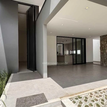 Imagem: Casa à venda, 3 suítes, 2 vagas, Grã Duquesa - Governador Valadares/MG